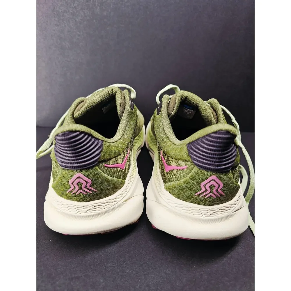 Hoka Women 7.5 Comfy footwear